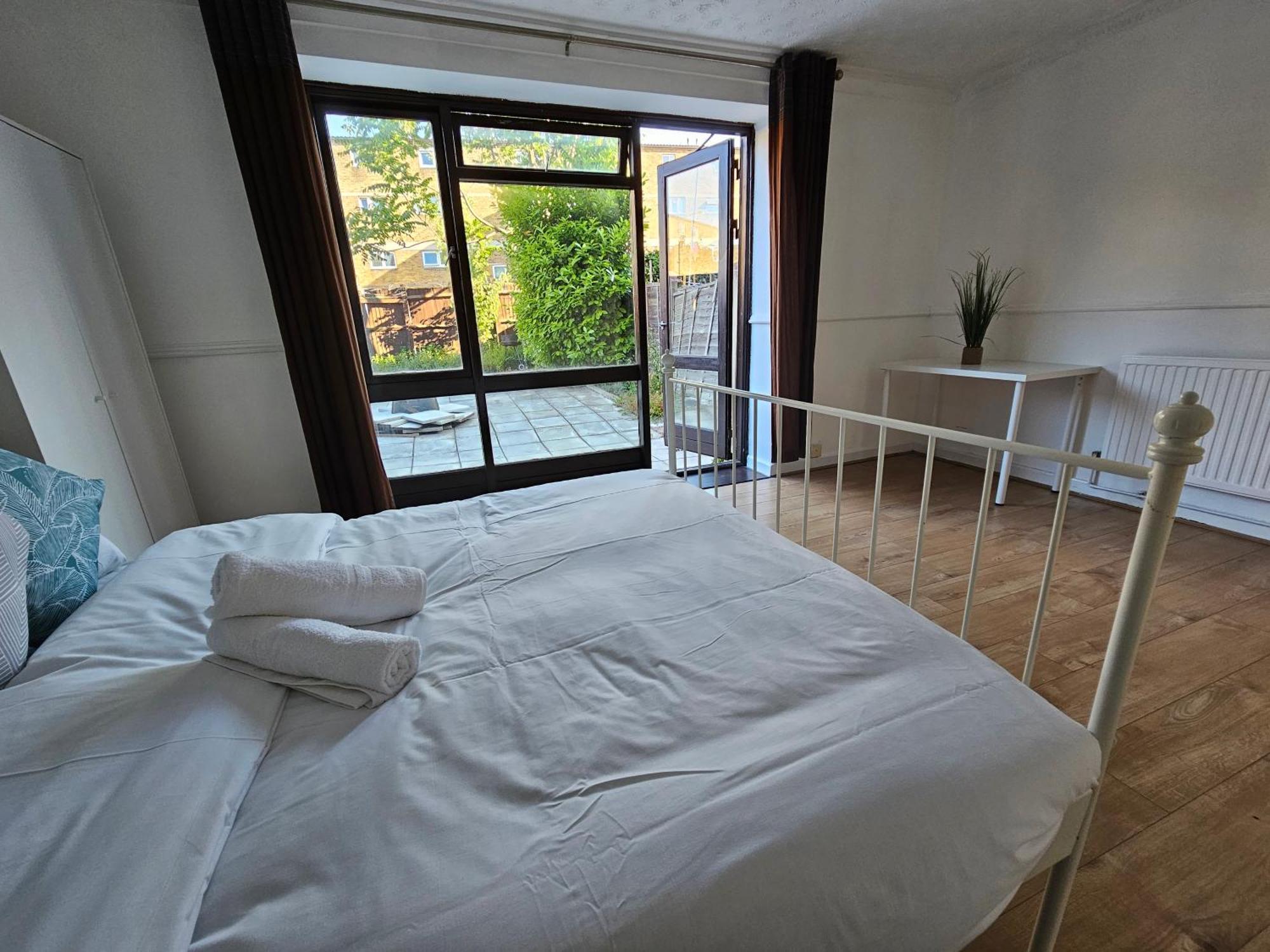 Towerhill Rooms Λονδίνο Εξωτερικό φωτογραφία